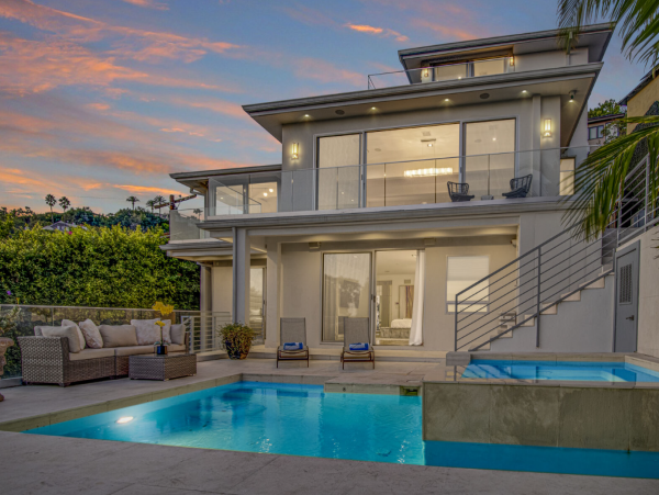 Luxury Vacation Five Bedroom Rental with 2 Private Pools