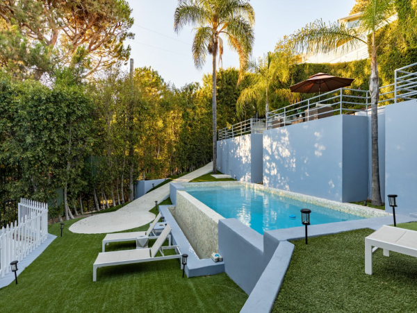 Luxury Vacation Five Bedroom Rental with 2 Private Pools