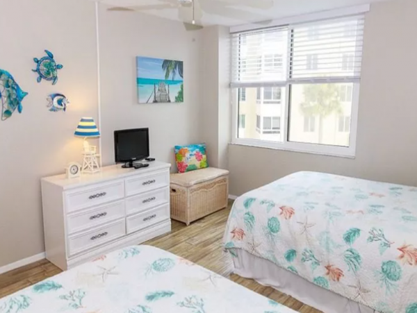 Lovely Siesta Key 2 Bedroom Vacation Condo