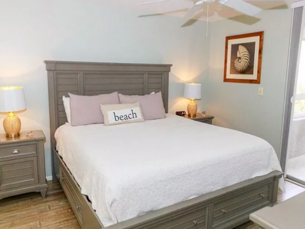 Lovely Siesta Key 2 Bedroom Vacation Condo