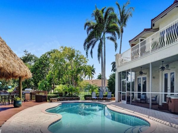 Fort Lauderdale Vacation Home Seven Bedroom