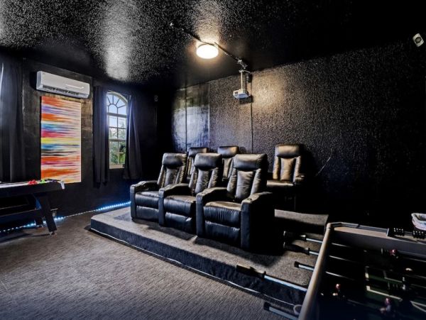 Fort Lauderdale Vacation Home Seven Bedroom