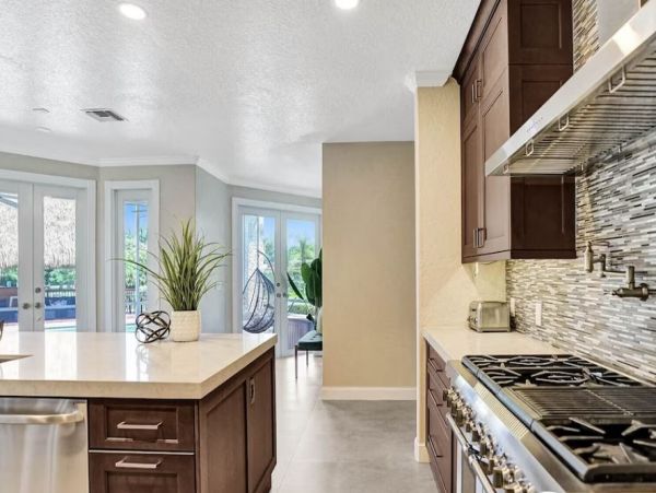Fort Lauderdale Vacation Home Seven Bedroom