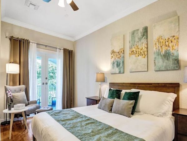Fort Lauderdale Vacation Home Seven Bedroom