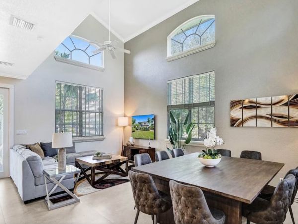 Fort Lauderdale Vacation Home Seven Bedroom