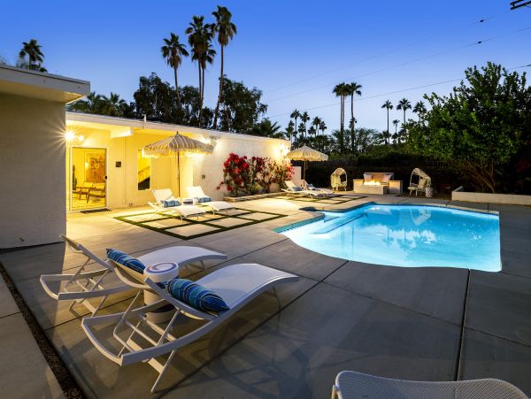 Palm Springs Home 1053934