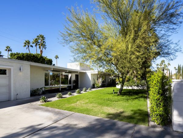 Palm Springs Home 1053934