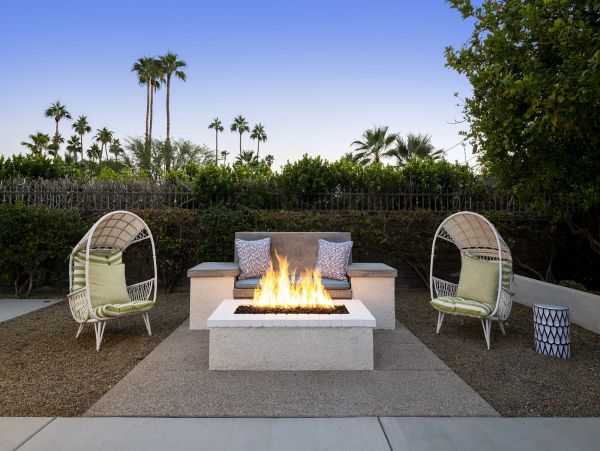 Palm Springs Home 1053934