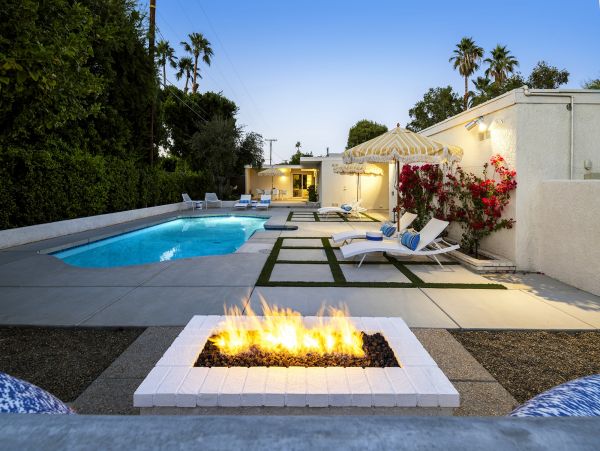 Palm Springs Home 1053934