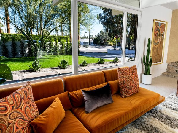 Palm Springs Home 1053934