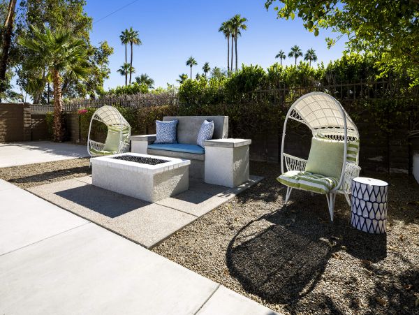 Palm Springs Home 1053934