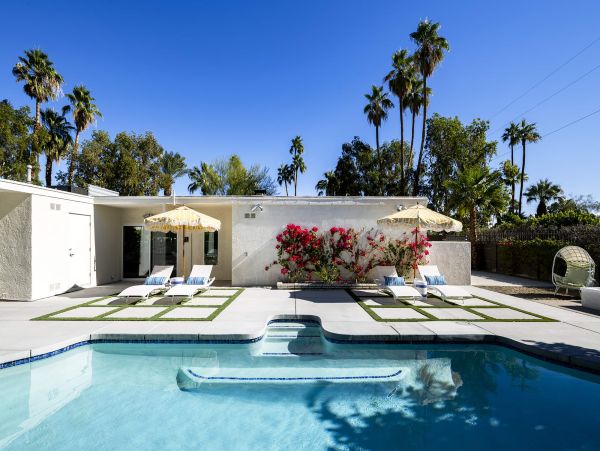 Palm Springs Home 1053934