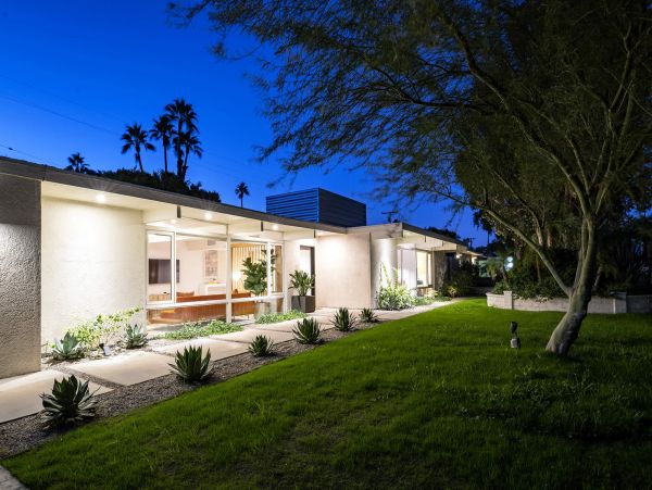 Palm Springs Home 1053934