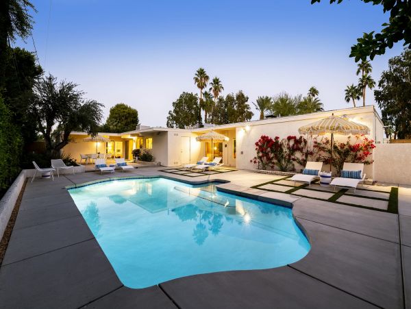 Palm Springs Home 1053934