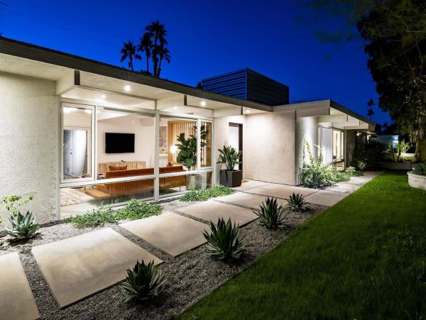 Palm Springs Home 1053934