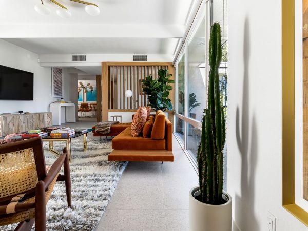 Palm Springs Home 1053934