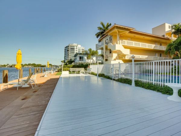 Fort Lauderdale Vacation Condo One Bedroom Walk to Beach