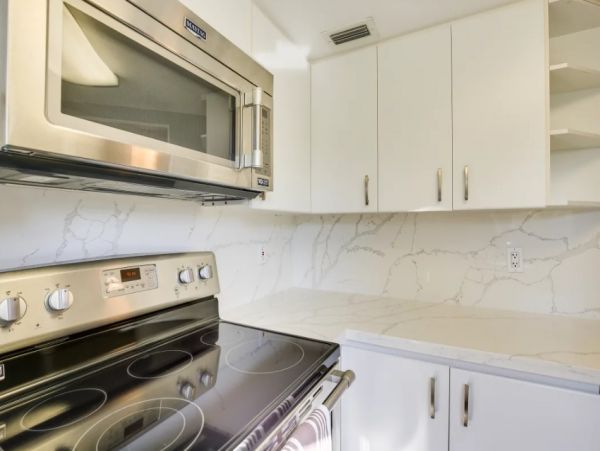 Fort Lauderdale Vacation Condo One Bedroom Walk to Beach
