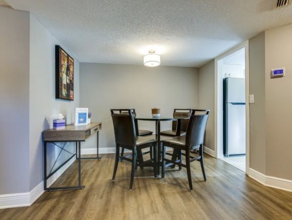 Fort Lauderdale Vacation Condo One Bedroom Walk to Beach