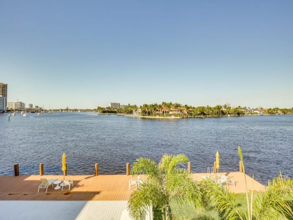 Fort Lauderdale Vacation Condo One Bedroom Walk to Beach