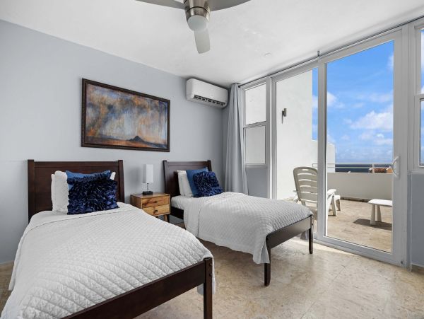 Luxurious Puerto Rico 5 Bedroom Villa with Spectacular Views
