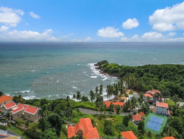 Luxurious Puerto Rico 5 Bedroom Villa with Spectacular Views