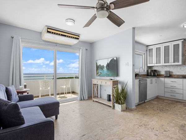 Luxurious Puerto Rico 5 Bedroom Villa with Spectacular Views