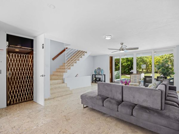 Luxurious Puerto Rico 5 Bedroom Villa with Spectacular Views