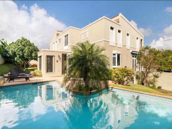 Charming Family Retreat in Puerto Rico - 6-Bedroom Pool Home