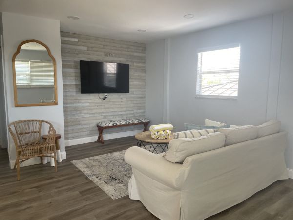 Enjoy a Relaxing Stay in a Near Beach Condo on Sanibel Island