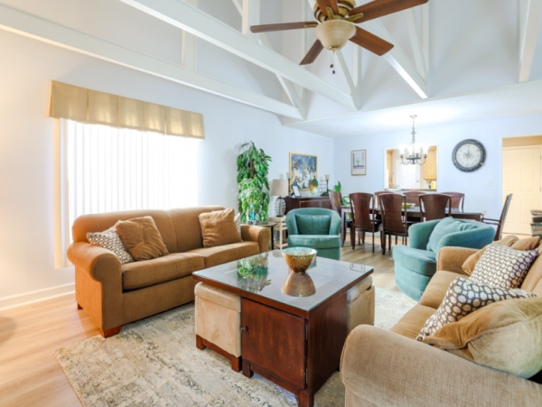 3 Bedroom- 3 Bathroom Pet Friendly Villa