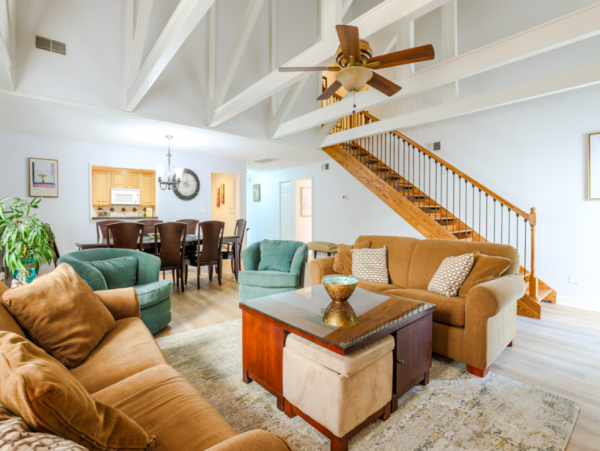 3 Bedroom- 3 Bathroom Pet Friendly Villa