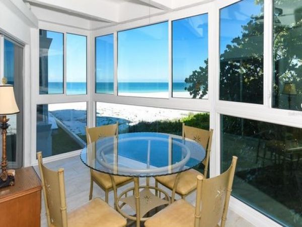 Gulfside Vacation Condo in Lido Key with Great Gulf Views