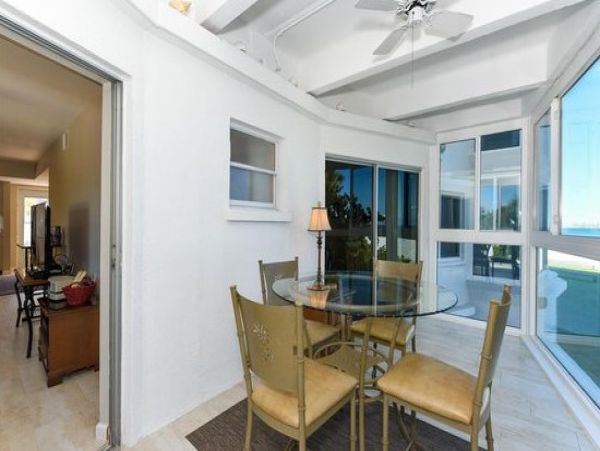 Gulfside Vacation Condo in Lido Key with Great Gulf Views