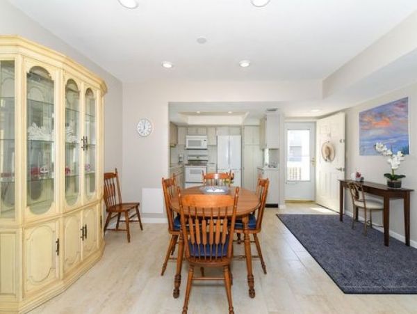 Gulfside Vacation Condo in Lido Key with Great Gulf Views