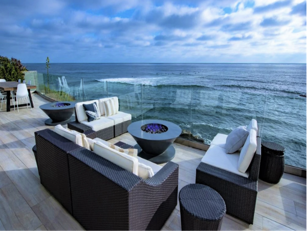 Pacific Views, Hot Tub Fire Pit