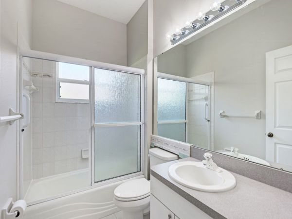 Secluded Vacation Rental in Osprey