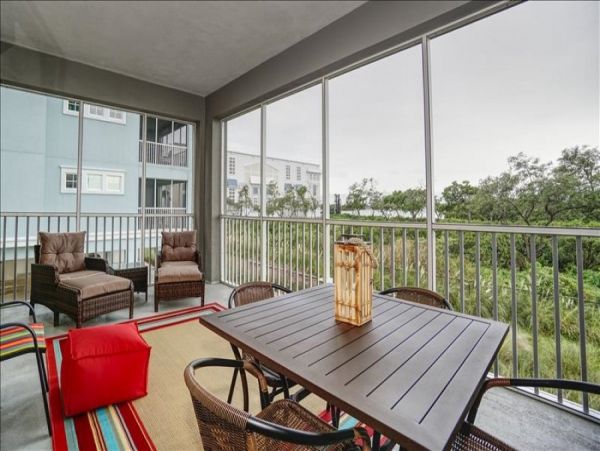 Gorgeous 3 Bedroom Vacation Condo in Bradenton Sleeps 7