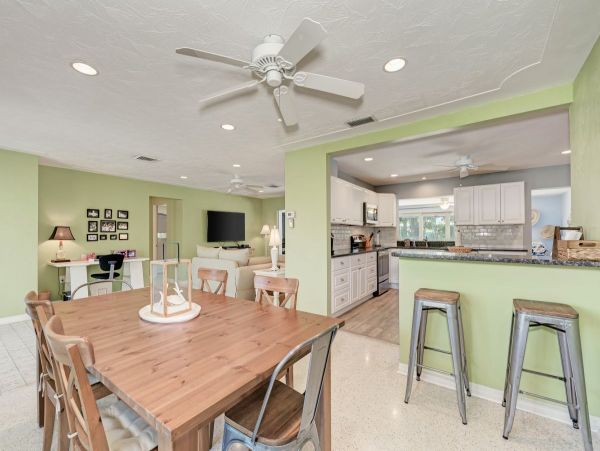 Siesta Key Vacation Home Three Bedroom