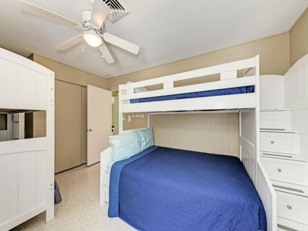 Siesta Key Vacation Home Three Bedroom