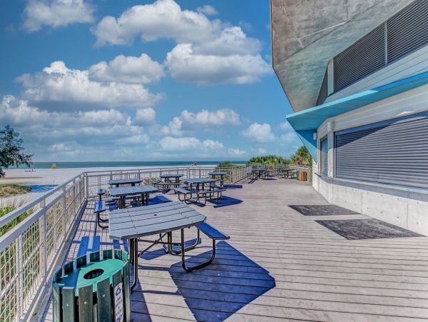 Siesta Key Vacation Home Three Bedroom