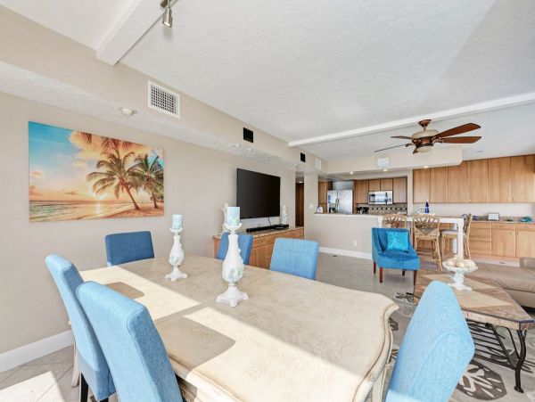 Exclusive Top Floor Vacation Rental Siesta Key