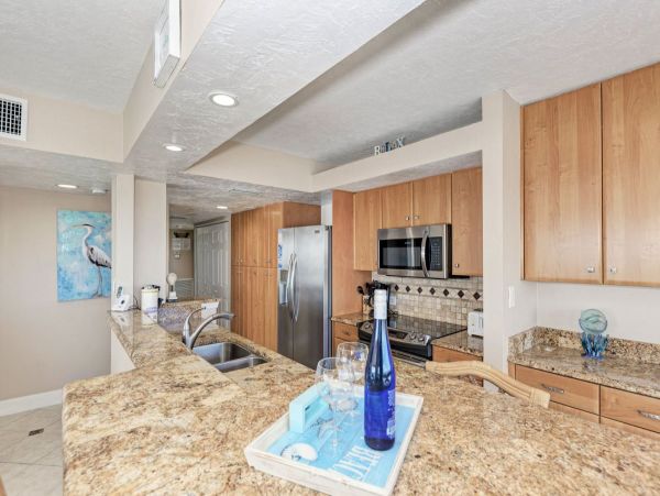 Exclusive Top Floor Vacation Rental Siesta Key