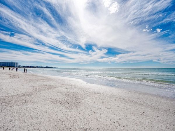 Exclusive Top Floor Vacation Rental Siesta Key