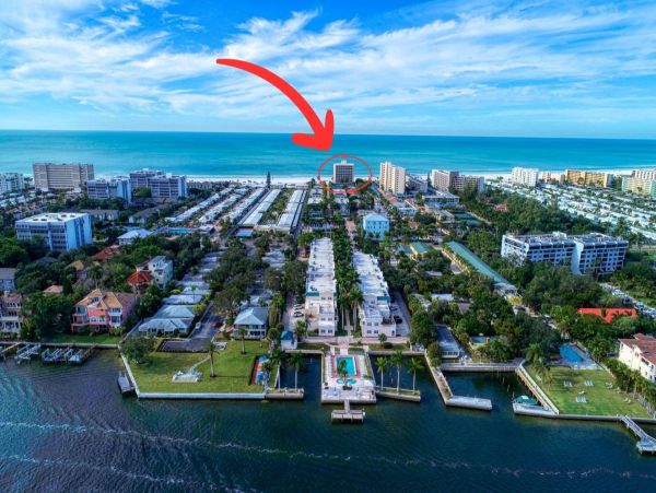 Exclusive Top Floor Vacation Rental Siesta Key