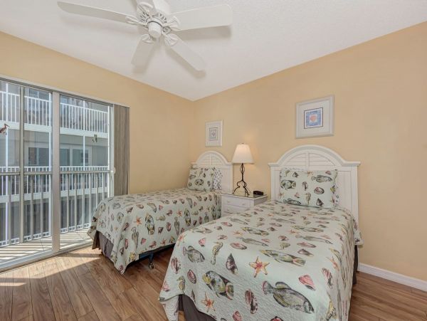 Beachfront Siesta Key Condo Sleeps 4