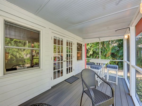 Cozy Cottage at Siesta Village
