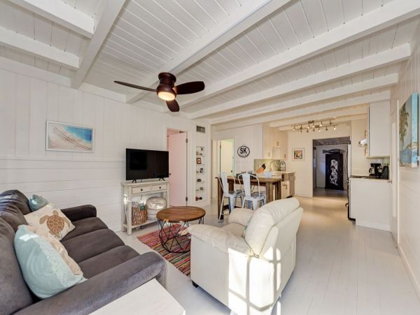 Cozy Cottage at Siesta Village