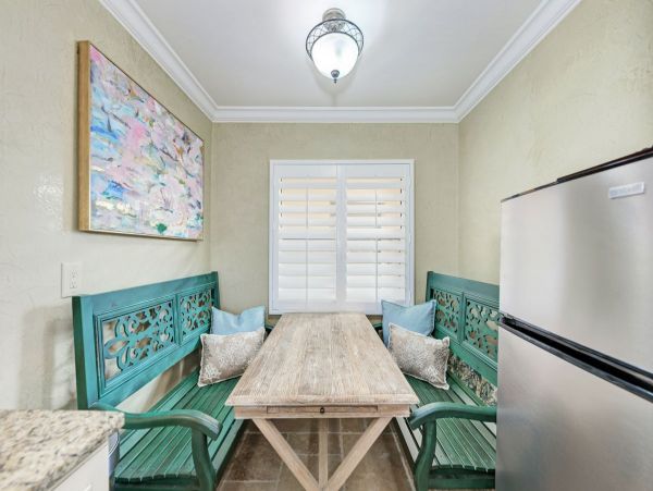 Lovely Vacation Condo in Siesta Key with Gulf Views