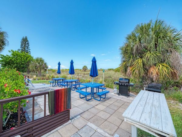 Lovely Vacation Condo in Siesta Key with Gulf Views